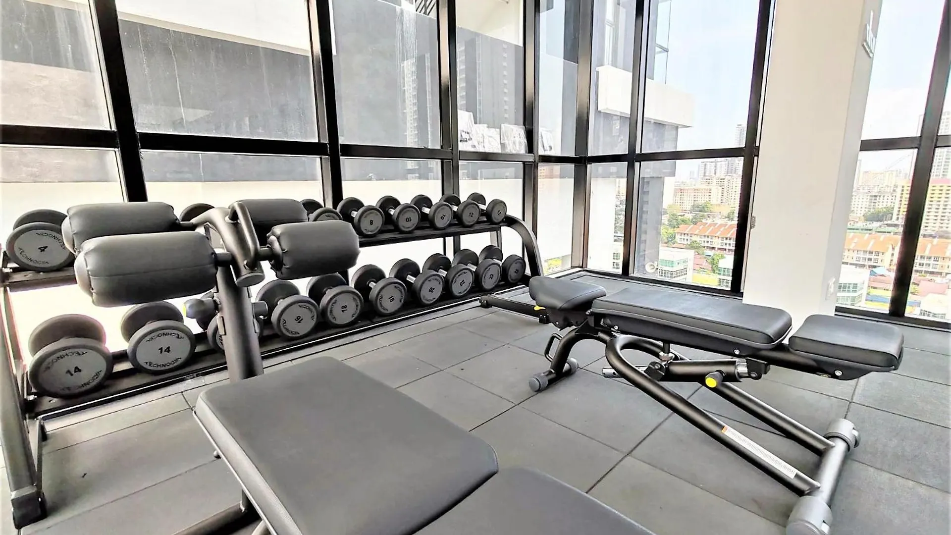 Luxurious Modern Suite At Urban Suites Georgetown By Superstay Jelutong